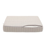 Finition et coutures coussin beige chiné noir