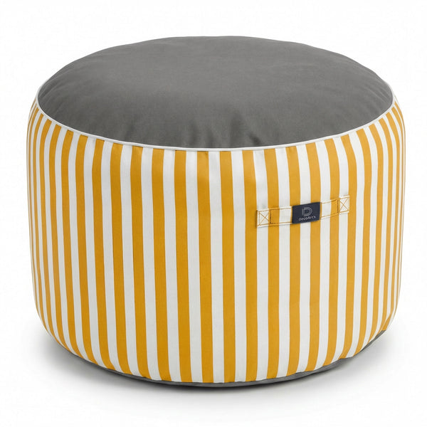 Pouf jaune en situation extérieure