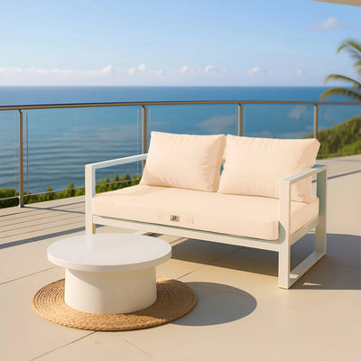 Ensemble de coussins de salon jardin beige 100x50cm avec housses déhoussables et anti-UV, pour fauteuils et canapés.