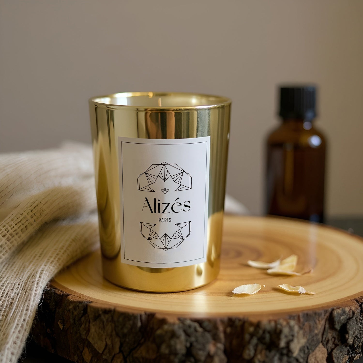 Bougie parfumée naturelle  – Cire d’abeille 180g – Patchouli & Ambre - Deco-arts.fr