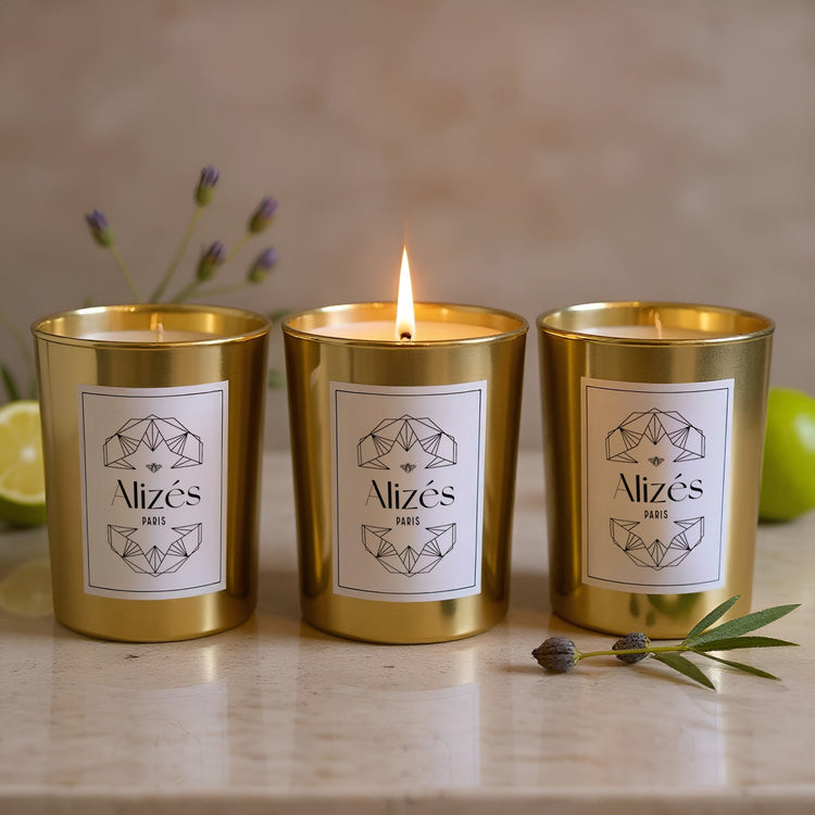 Trio Bougies La Parisienne – 3x180g – Ambre & Patchouli – Alizés - Deco-arts.fr