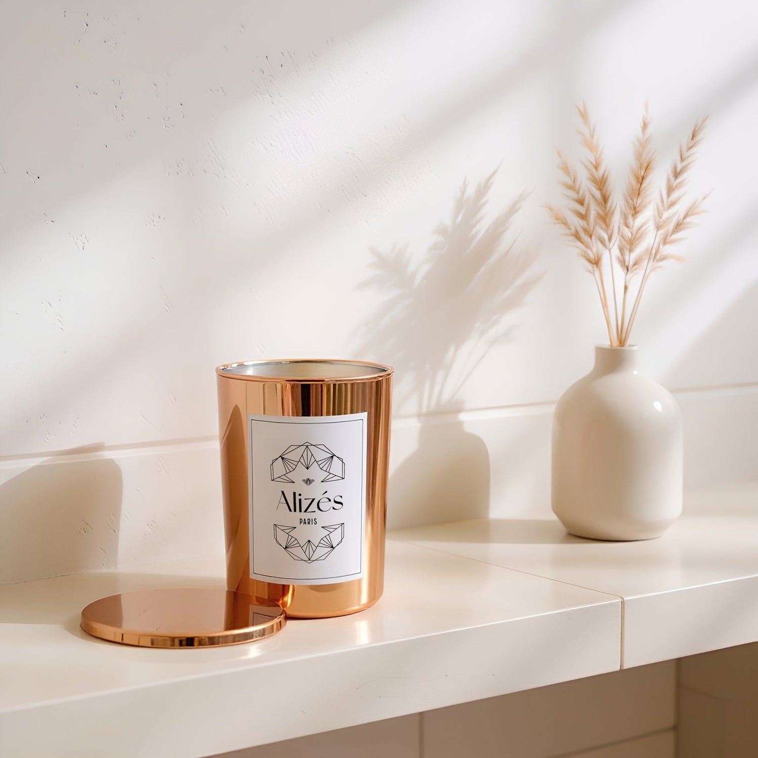 Bougie parfumée naturelle  – Cire d’abeille 180g – Ambre & Rose - Deco-arts.fr