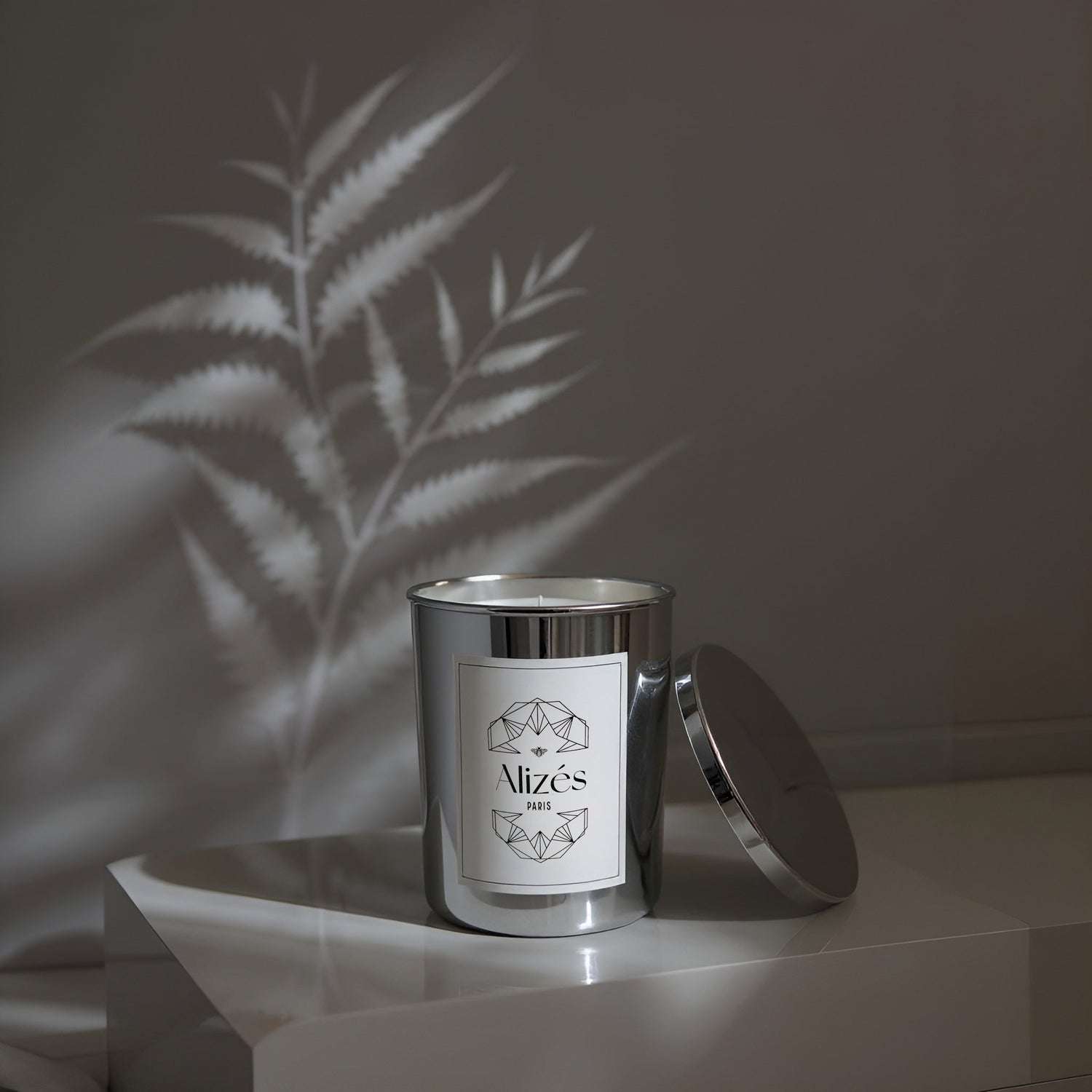 Bougie parfumée naturelle  – Cire d’abeille 180g – Fruits & Fleurs - Deco-arts.fr