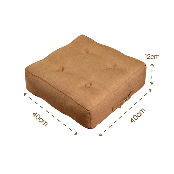 Deux poufs d'intérieur en coton effet lin marron clair, 40x40 cm, épais de 12 cm, pour décoration et confort.