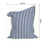 Ambiance jardin avec pouf bleu marine