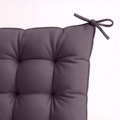 Lot de 4 galettes de chaise 40x40 cm gris carbone, déperlantes avec attaches, pour fauteuils et canapés intérieur et extérieur.