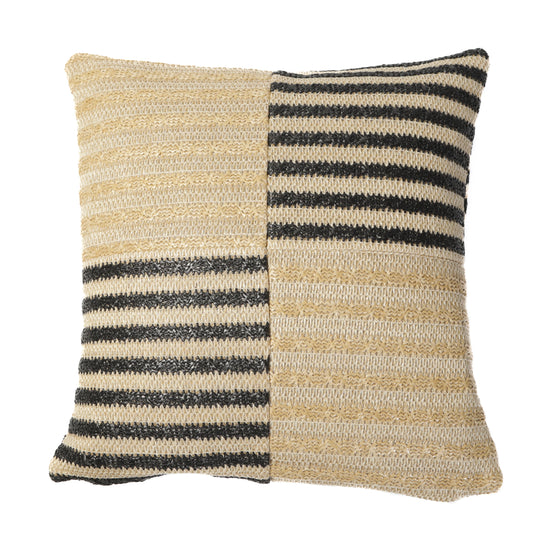 Coussin  45x45 cm en situation extérieure