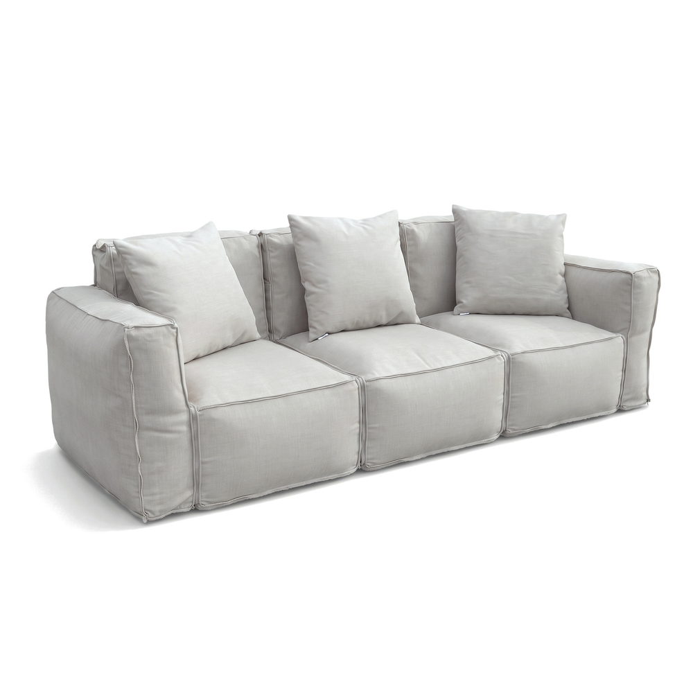 Drei modulare Sessel in Kieselgrau, per Reißverschluss zu einem 3-Sitzer-Sofa verbunden