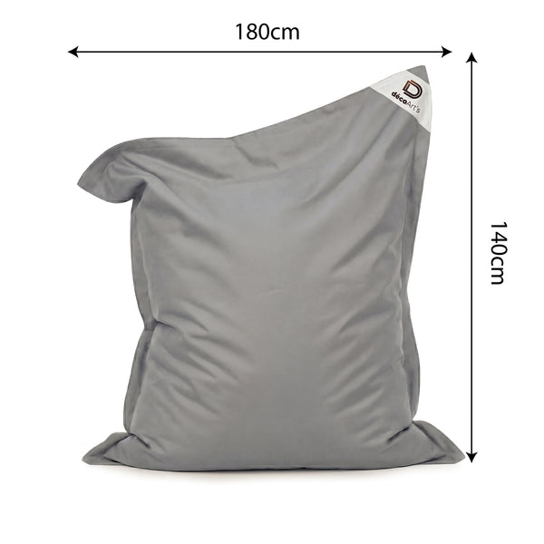 Ambiance jardin avec pouf gris galet