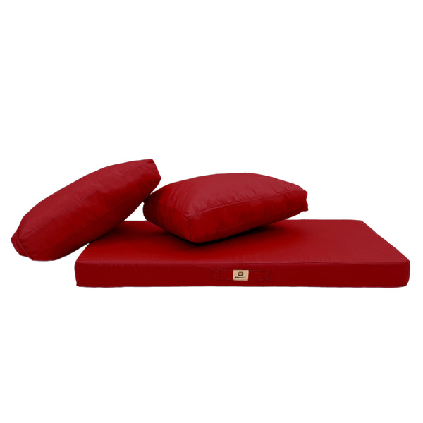 Ensemble de coussins de jardin rouge pour fauteuils et canapés, déhoussables et anti-UV, comprenant 1 assise et 2 dossiers.