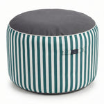 Pouf vert  en situation extérieure