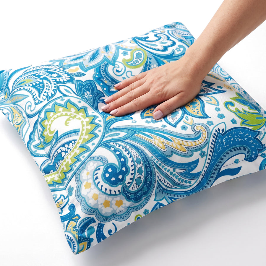 Decorative cushion 45x45, Arabesque pattern – soft polyester fibre filling