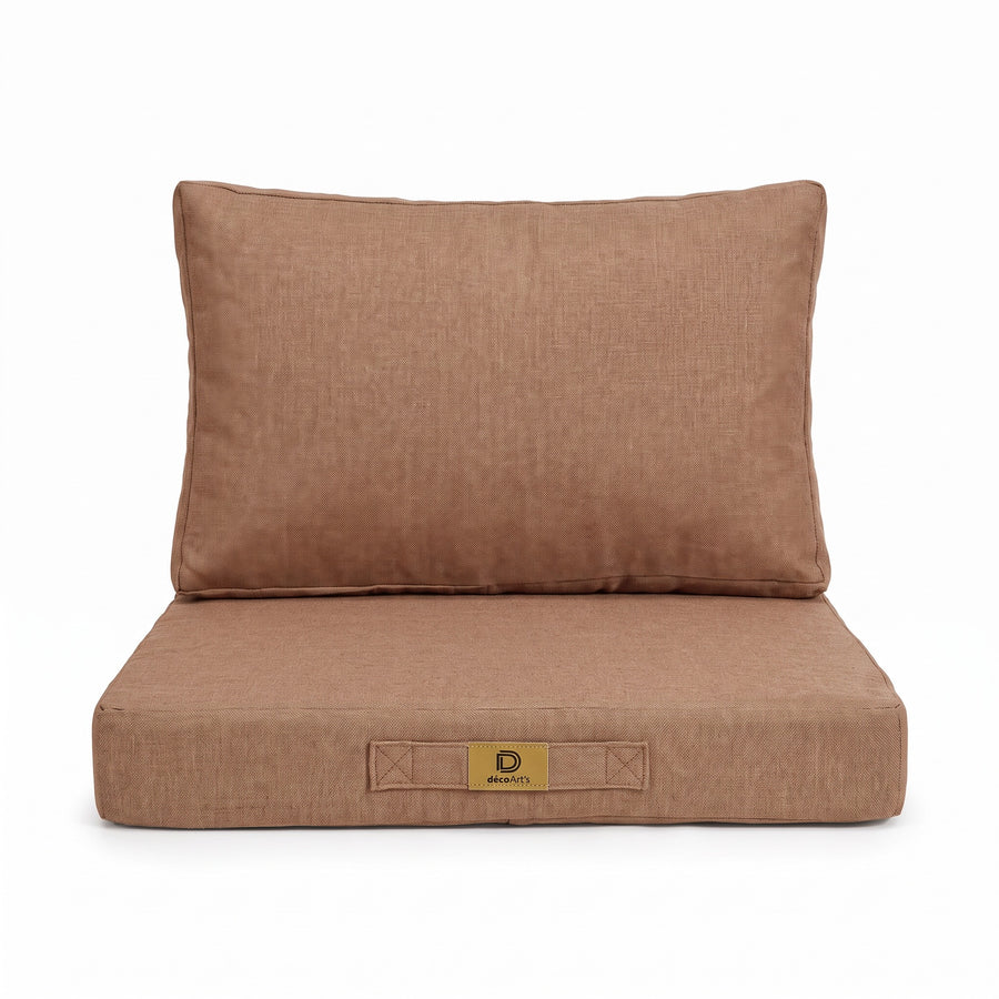 Fauteuilkussenset met linnenlook in Terracotta, 60×60 cm, op een witte achtergrond, vooraanzicht