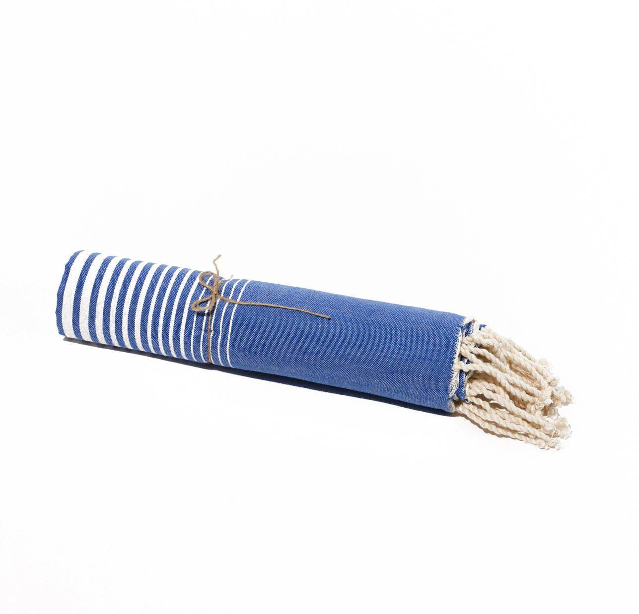 Fouta en coton miami 100x200cm bleu royal - Deco-arts.fr