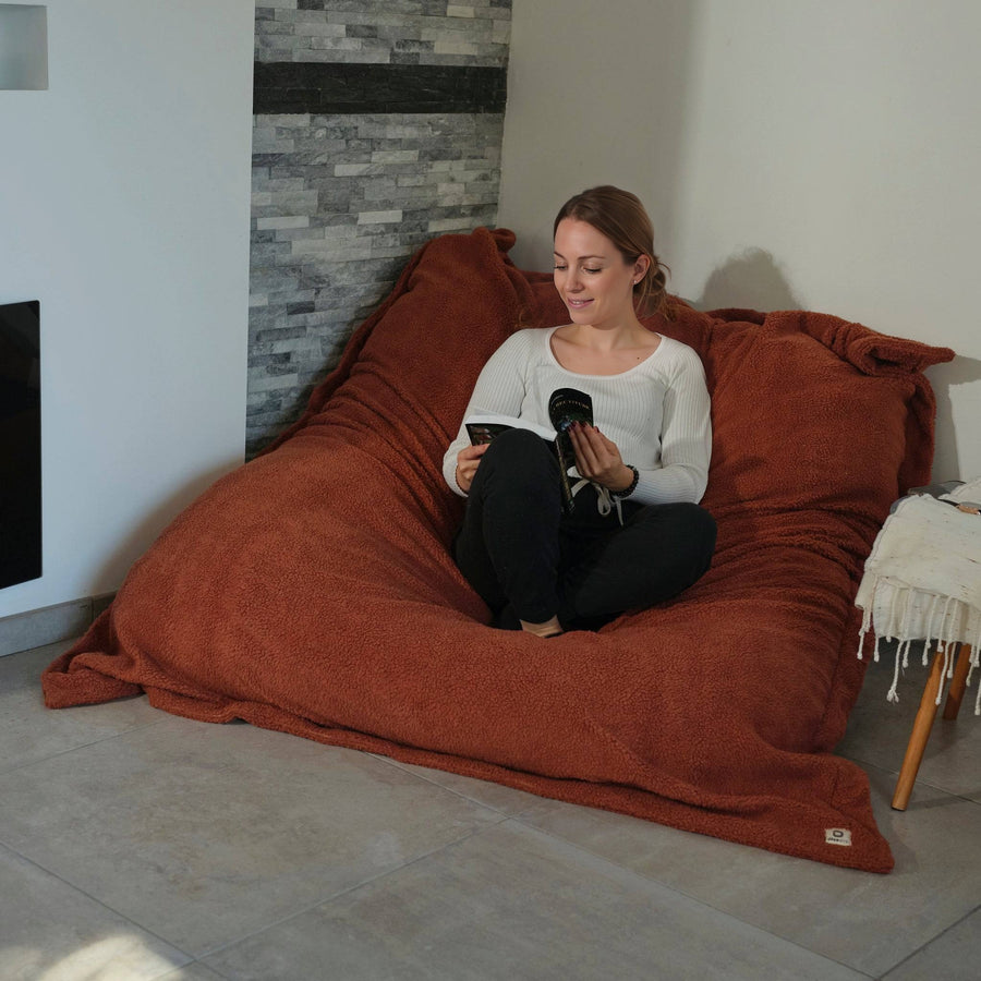 XXL-Riesen-Sitzsack 190x155 Terrakotta – Sherpa und Schaumstoff (2-Sitzer-Bodensofa)